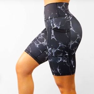 BuffBunny Limitless Marble Bike Short Sz Small